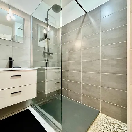 Appartement Superbe 3 Pieces Sur La Baie De Théoule-sur-Mer
